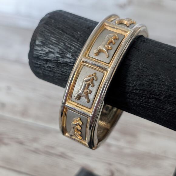 Vintage Bracelet Lions? Unusual - Fair Condition - Picture 2 of 11